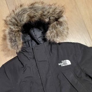 North Face Boys McMurdo Parka XS (6)